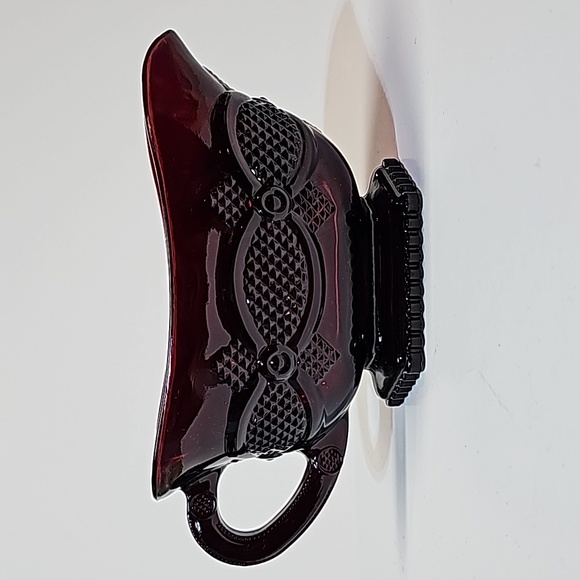 Avon Cape Cod Red Glass Sauce Gravy Boat - Picture 2 of 14